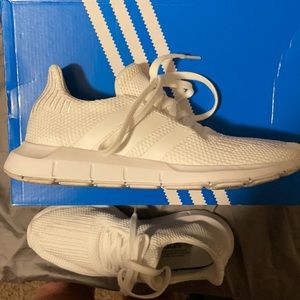 ADIDAS Swift Run